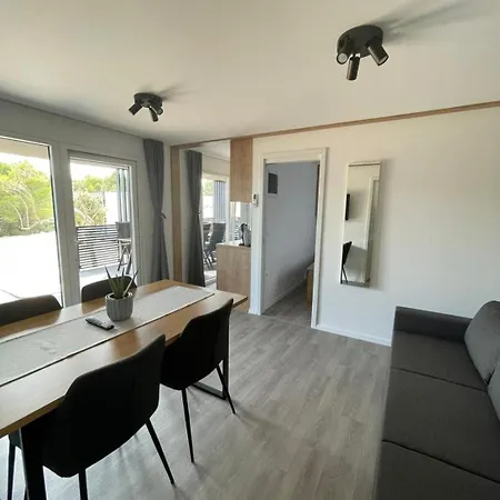 Luxury Mobile Ines Apartman *